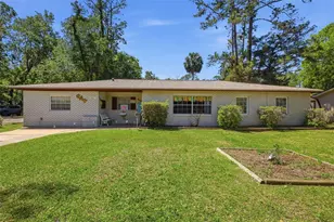 601 N Peach St, Bunnell, FL 32110 - Photo 1