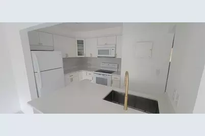 100 Sweetgum Woods Court #8D, Deltona, FL 32725 - Photo 12