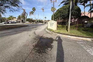 424 Luna Bella Ln, New Smyrna Beach, FL 32168 - Photo 2