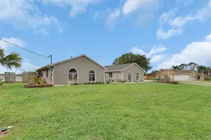 2771 Maldive Ct, Deltona, FL 32738 - Photo 4