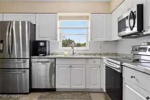 1060 Eva St, Deltona, FL 32725 - Photo 14