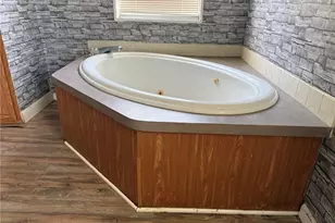 11090 SE 165th Terrace Rd, Ocklawaha, FL 32179 - Photo 6