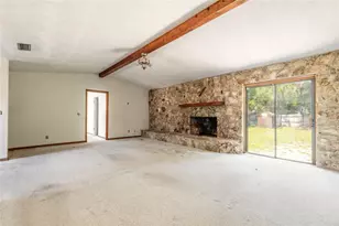 1154 Buena Vista Dr, Daytona Beach, FL 32117 - Photo 4