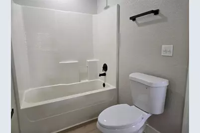 1160 W New York Avenue, Orange City, FL 32763 - Photo 14