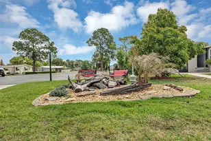 3033 Myakka River Rd, Tavares, FL 32778 - Photo 38