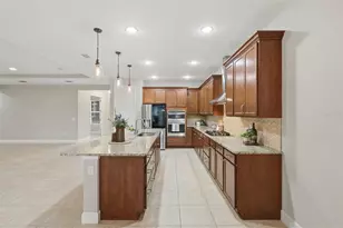 1022 Victoria Hills Dr S, Deland, FL 32724 - Photo 6