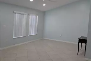 21 Country Club Dr, New Smyrna Beach, FL 32168 - Photo 2