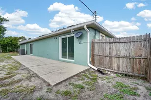 2301 Weatherford Dr, Deltona, FL 32738 - Photo 32