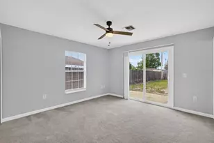 2301 Weatherford Dr, Deltona, FL 32738 - Photo 18