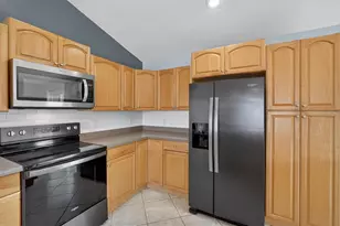 2301 Weatherford Dr, Deltona, FL 32738 - Photo 16