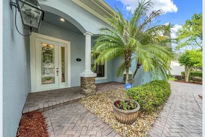 607 Victoria Hills Drive, Deland, FL 32724 - Photo 2