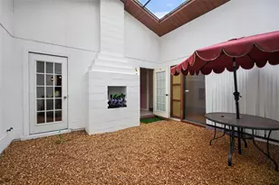 1660 E Shangri-La Dr, Daytona Beach, FL 32119 - Photo 26