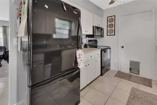 555 Sandy Pines Dr, Orange City, FL 32763 - Photo 10
