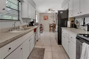 555 Sandy Pines Dr, Orange City, FL 32763 - Photo 12