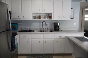 180 Flagler Ln, Cocoa Beach, FL 32931 - Photo 8