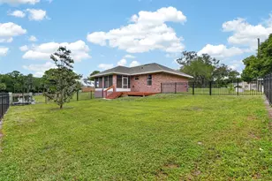 1505 Lakeside Dr, Deland, FL 32720 - Photo 26