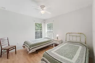 393 S Dexter Ave, Deland, FL 32720 - Photo 22