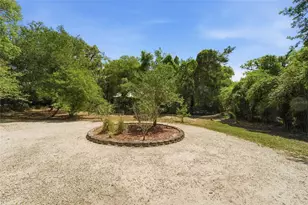 393 S Dexter Ave, Deland, FL 32720 - Photo 8