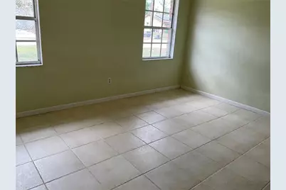 1073 W Embassy Drive, Deltona, FL 32725 - Photo 4
