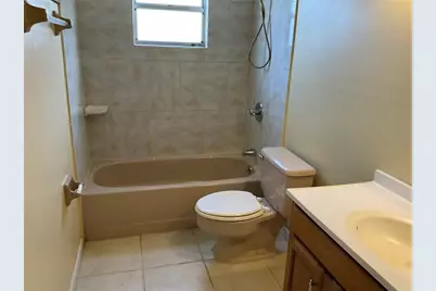 1073 W Embassy Drive, Deltona, FL 32725 - Photo 6
