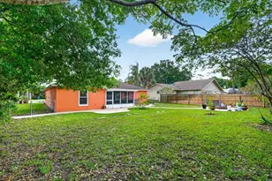 3223 Travelers Palm Dr, Edgewater, FL 32141 - Photo 6