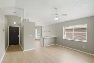 2308 Donegan Pl, Orlando, FL 32826 - Photo 4