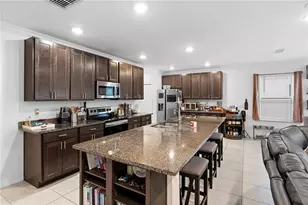 164 E Fiesta Key Loop, Deland, FL 32720 - Photo 2