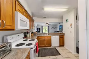 175 Yorktowne Dr, Daytona Beach, FL 32119 - Photo 8
