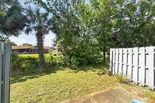 175 Yorktowne Dr, Daytona Beach, FL 32119 - Photo 18