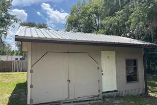 333 Riviera Dr, Crescent City, FL 32112 - Photo 18