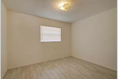 830 N Clake Street, Deland, FL 32724 - Photo 18