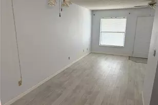 112 Lacosta Ln, Daytona Beach, FL 32114 - Photo 8