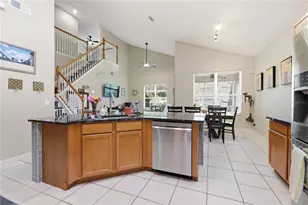 423 Victoria Hills Dr, Deland, FL 32724 - Photo 10