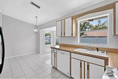 696 Saybrook Street, Port Orange, FL 32127 - Photo 18