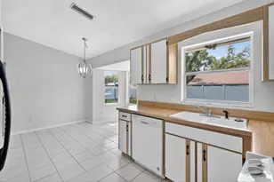 696 Saybrook St, Port Orange, FL 32127 - Photo 18