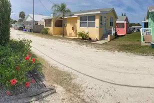 835 E 24th Ave, New Smyrna Beach, FL 32169 - Photo 20