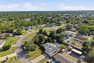 2482 E Tipton Dr, Deltona, FL 32738 - Photo 40