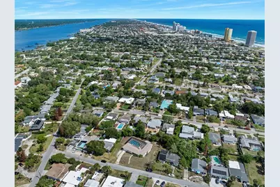 307 Manhattan Avenue, Daytona Beach, FL 32118 - Photo 12