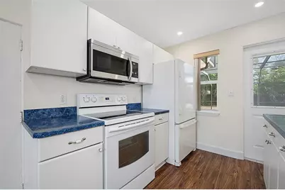 307 Manhattan Avenue, Daytona Beach, FL 32118 - Photo 28