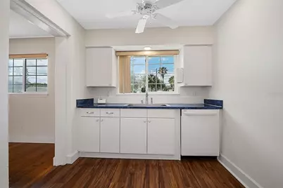 307 Manhattan Avenue, Daytona Beach, FL 32118 - Photo 30
