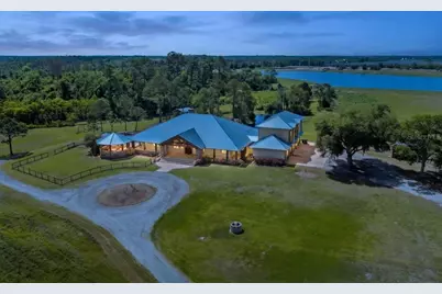 4290 Pioneer Trail, New Smyrna Beach, FL 32168 - Photo 2