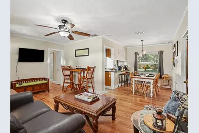 315 W 11th Avenue, Mount Dora, FL 32757 - Photo 6