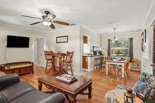 315 W 11th Ave, Mount Dora, FL 32757 - Photo 6
