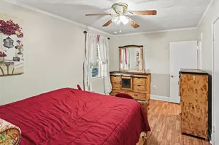 315 W 11th Ave, Mount Dora, FL 32757 - Photo 12
