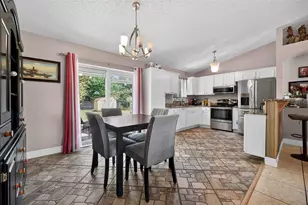 253 Williams Ave, Orange City, FL 32763 - Photo 10