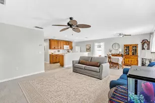 4629 Caverns Dr, Kissimmee, FL 34758 - Photo 12