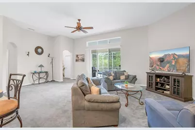 685 Malaga, Deltona, FL 32725 - Photo 6