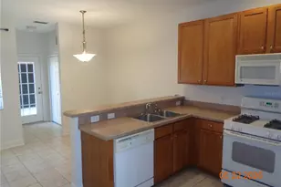 210 Woodhouse Ln, Deland, FL 32724 - Photo 12