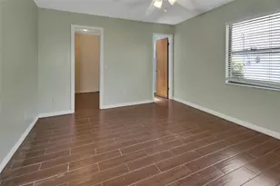 552 S Annapolis Dr, Deltona, FL 32725 - Photo 12