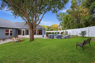 983 Cascades Park Trail, Deland, FL 32720 - Photo 4